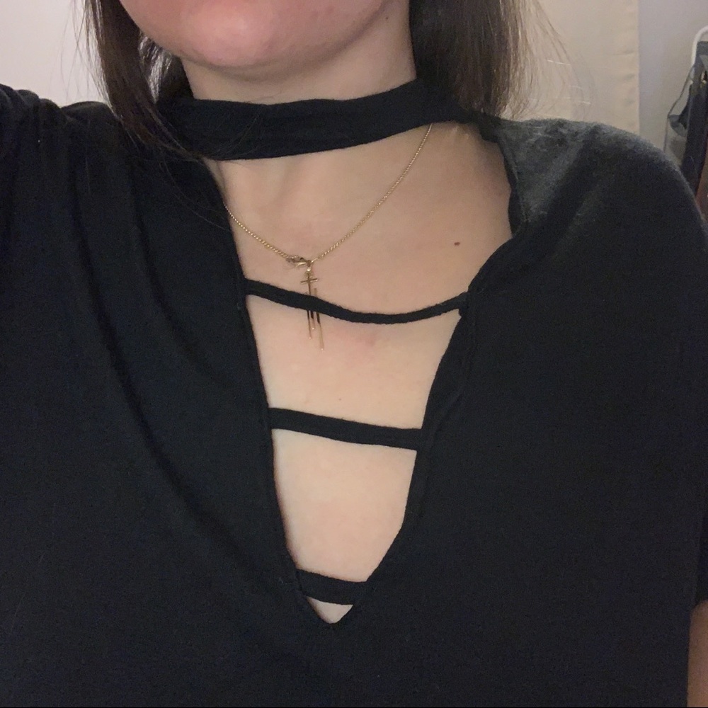 Black top - Picture 4 of 7